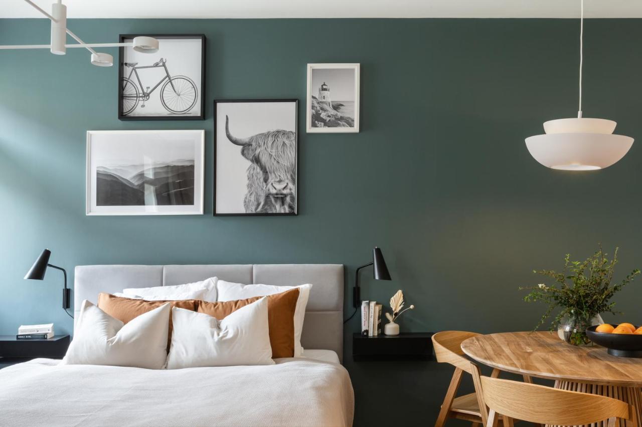 Turnkey I Republic Square Apartments Praga Exterior foto