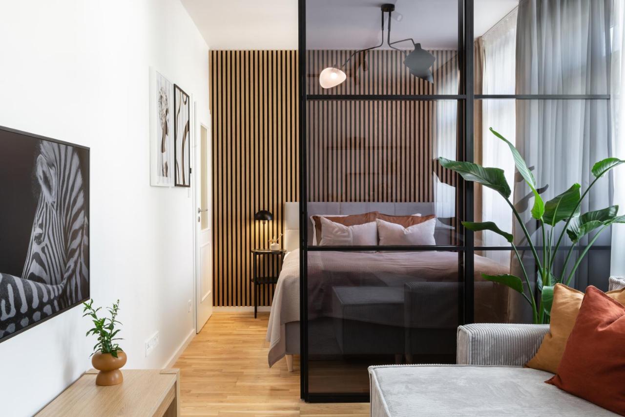 Turnkey I Republic Square Apartments Praga Exterior foto