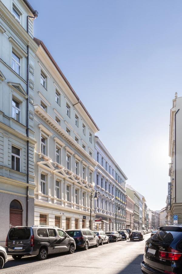 Turnkey I Republic Square Apartments Praga Exterior foto