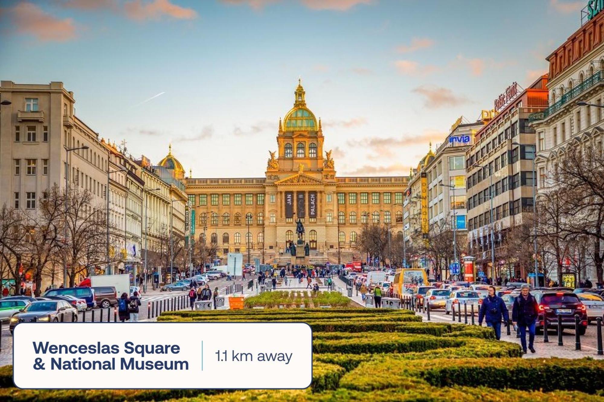 Turnkey I Republic Square Apartments Praga Exterior foto