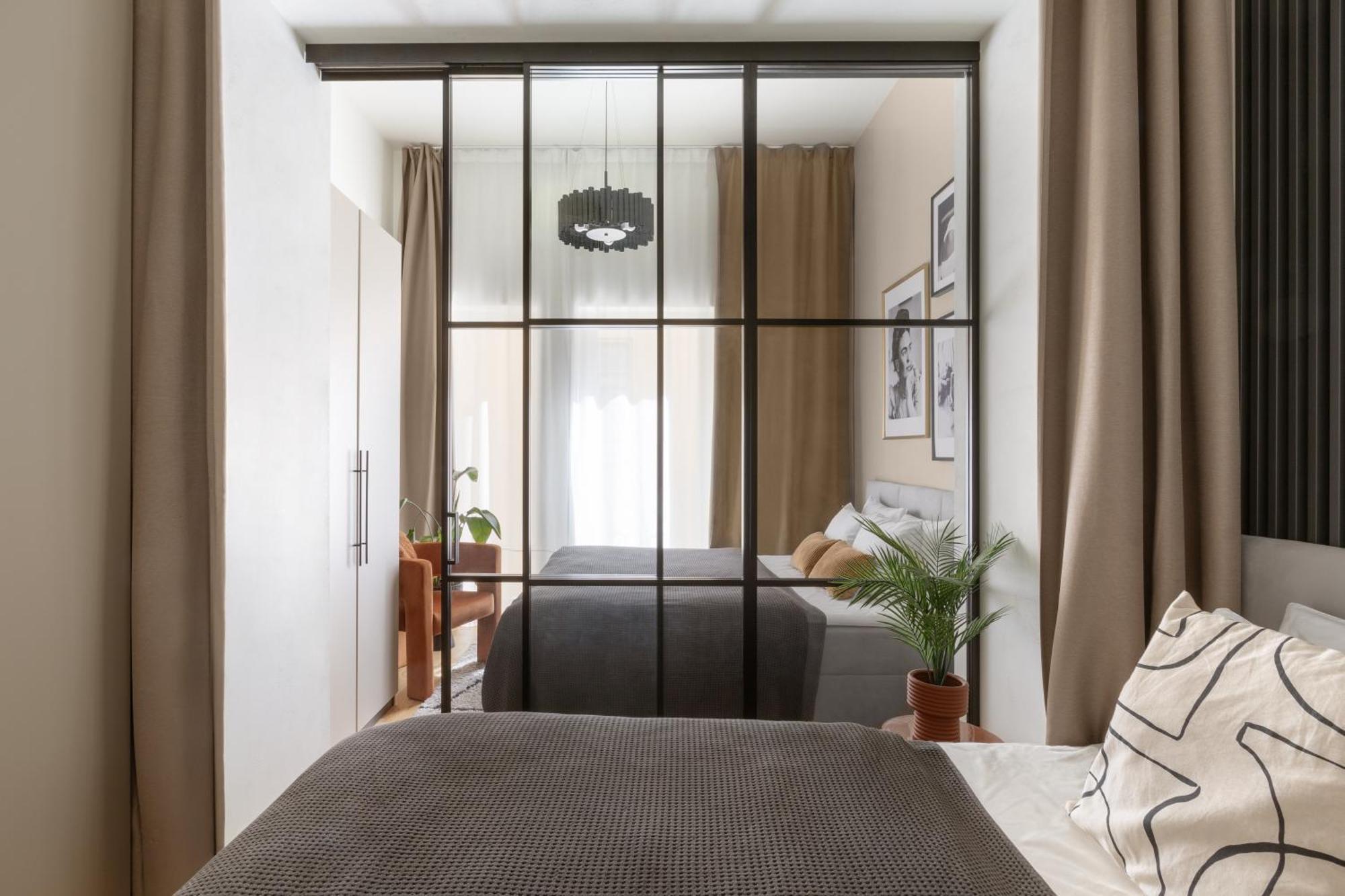 Turnkey I Republic Square Apartments Praga Quarto foto